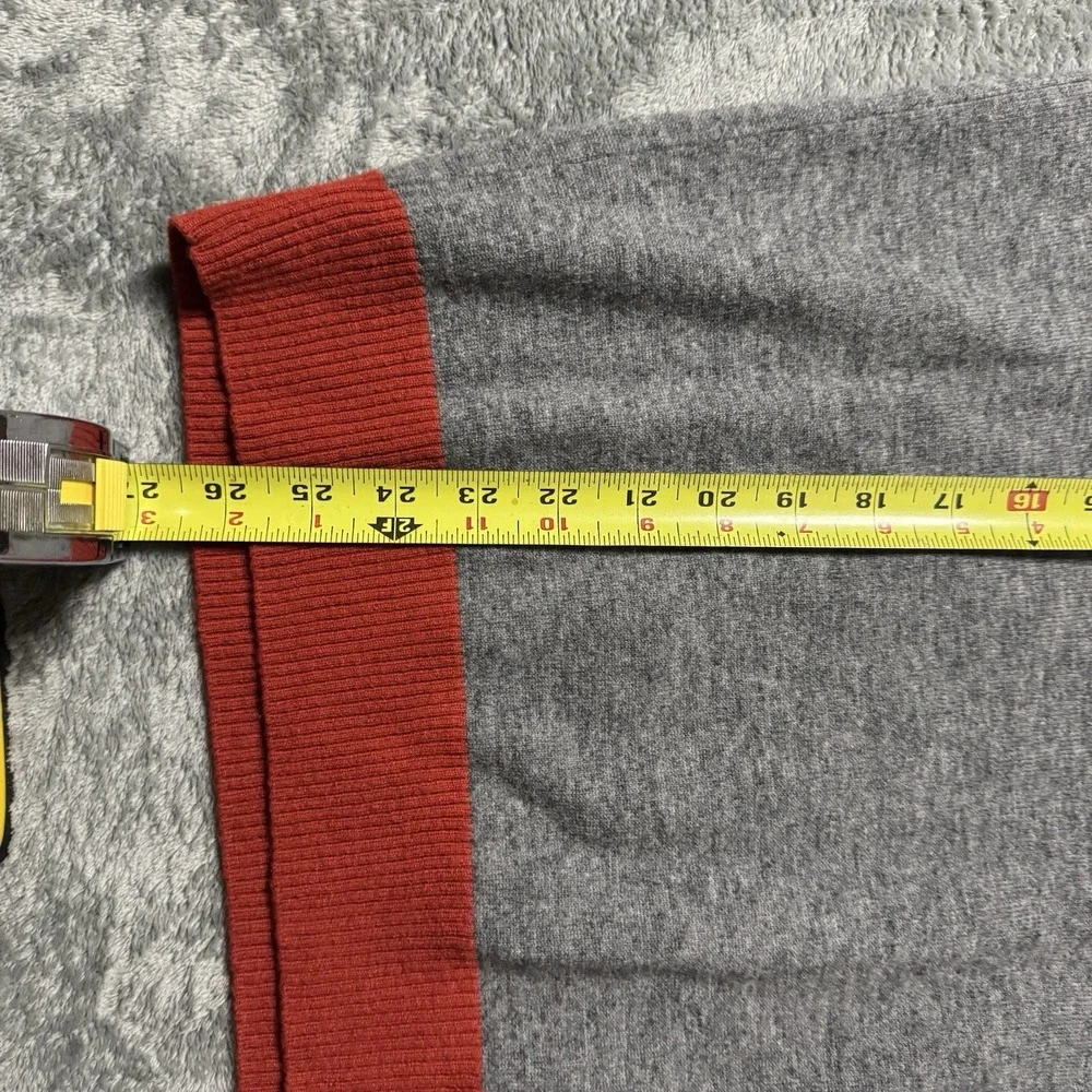 Brooks Brothers 100% Lambswool Red/Gray Ribbed V neck Sweater Mens‎ M